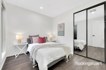 As New Beautiful Family Home! - Photo 5