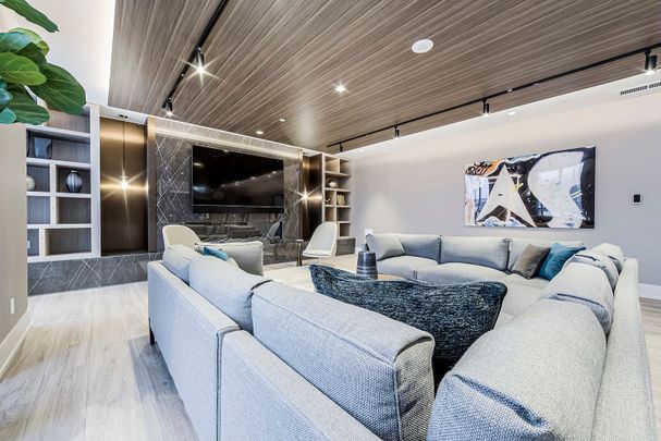 For Lease - 286 Main Street Unit# 2105, Toronto, Ontario - Photo 1