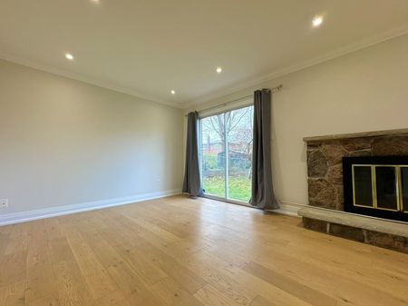 For Lease - 124 Briarscross Boulevard, Toronto, Ontario - Photo 5