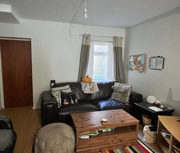 12 Willowfield Parade, Belfast, BT6 8HQ - Photo 5