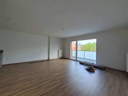 Location Appartement 4 pièces 86m² - Photo 2