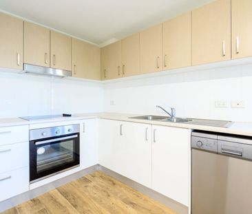 1 Bedroom Unit in Burleigh Heads! - Photo 2