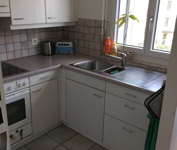 VIVRE CONFORTABLEMENT À BÜLACH - Photo 3