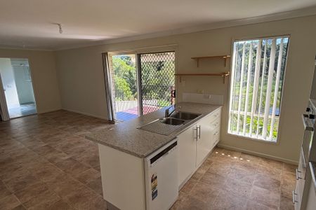 2480, Toowoomba - Photo 3