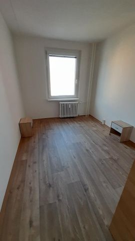 Pronájem bytu 2+1 57 m2 - Fotografie 2