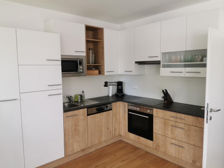 Architektonisch moderne Zweizimmerwohnung mit Caport und PKW-Stellplatz in Pasching - Foto 3