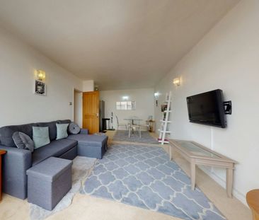 Apartment to rent on - Photo 3