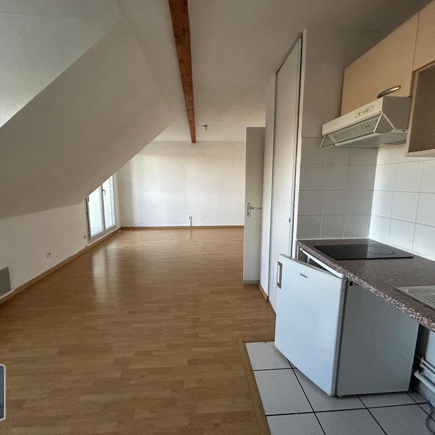 Location Appartement 1 pièce 35m² BAGNERES DE BIGORRE 65200 - Photo 1