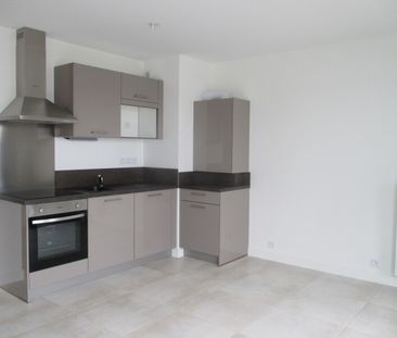 Location Appartement 2 pièces 41m² ST JEAN DE BRAYE 45800 - Photo 4