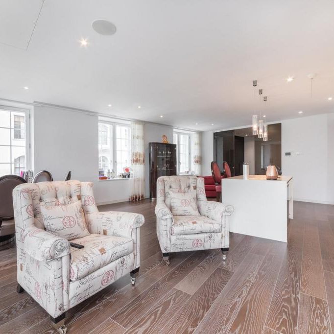 3 bedroom flat to rent - Photo 1