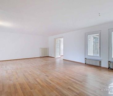Appartement exceptionnel de 4,5 pièces au rez-de-chaussée d’une fer... - Foto 4