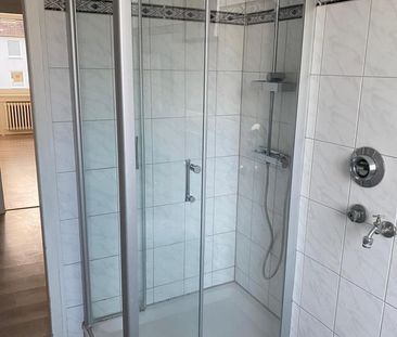 3 Zimmer Wohnung 2.OG ab sofort in Enger - Foto 1