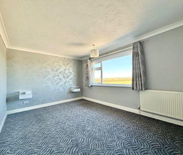 2 bedroom end of terrace house to rent - Photo 3