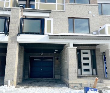 For Lease - 3327 Thunderbird Promenade, Pickering, Ontario - Photo 5