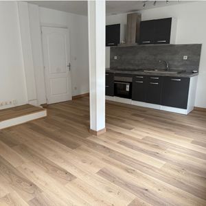 Location Appartement 2 pièces 42m² - Photo 2