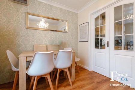 4 bedroom detached house to rent - Photo 3