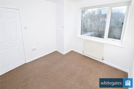 Staithe Gardens, Leeds, West Yorkshire, LS10 - Photo 4