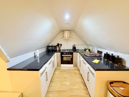 2 Bed Flat, Culmington Road, W13 - Photo 4