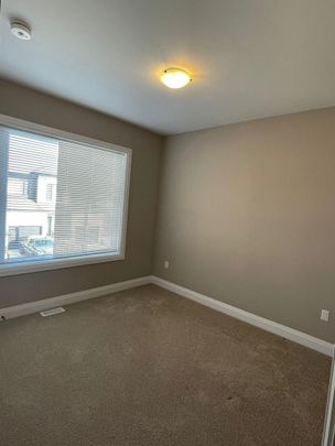 For Lease - 360 Quarter Town Line Unit# 402, Tillsonburg, Ontario - Photo 1