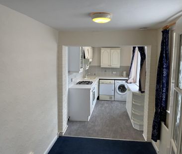 2 bedroom terraced house to rent - Photo 6