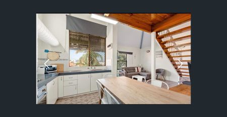 Villa Sea Side Living at Silver Sands Beach INSPECTION APPOINTMENT ONLY - Photo 5