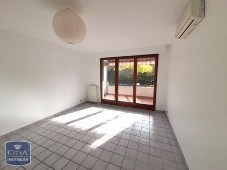 Location Appartement 2 pièces 47m² CHAMBERY 73000 - Photo 5