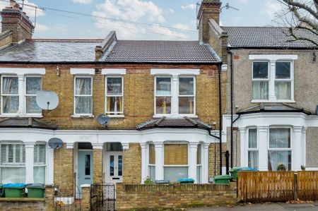 Dallin Road, London, SE18 - Photo 2