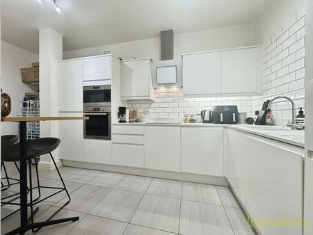 Hermitage House, CM24, Stansted - Photo 2
