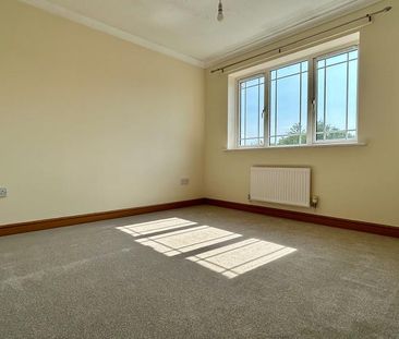 3 bedroom detached house to rent - Photo 4