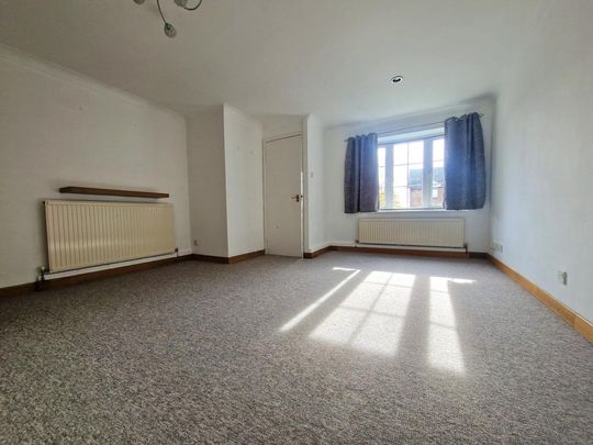 4 bedroom terraced house to rent - Photo 1
