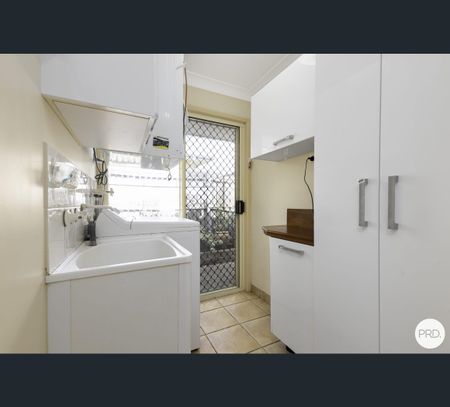 40 Adair Court, Rural View, Qld 4740 - Photo 2