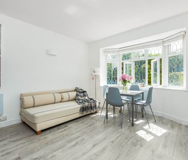 Inner Park Road, London, SW19 - Photo 5