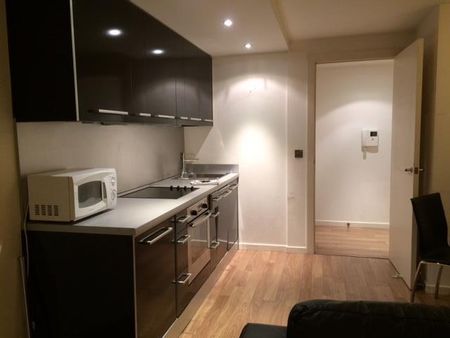 2 Bed Flat, Wellington Street, LS1 - Photo 5