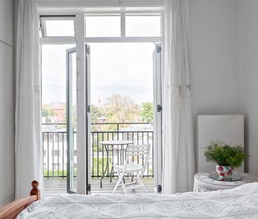 Skøn møbleret lejlighed med stor altan - Photo 5