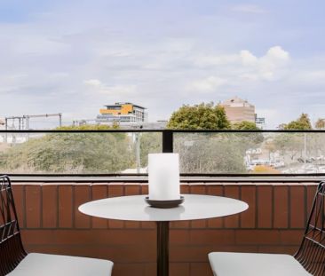 2 Bed 2 Bath with Study - Unfurnished - Photo 5