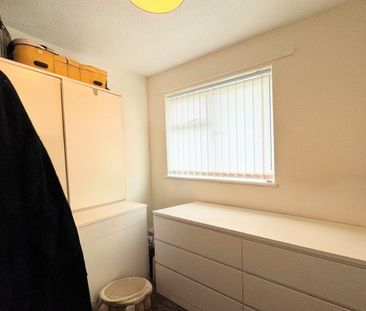 3 bedroom semi-detached house to rent - Photo 6