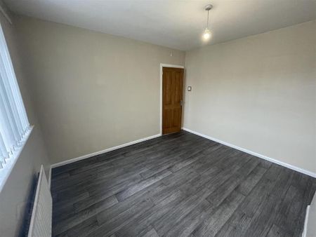 4 Riverdale Park East, Andersonstown, Belfast, BT11 9DA - Photo 3