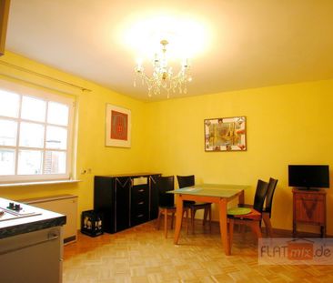 FLATmix.de/ Helle komplett möblierte 2-ZiKüBad-Wohnung im inneren R... - Photo 2