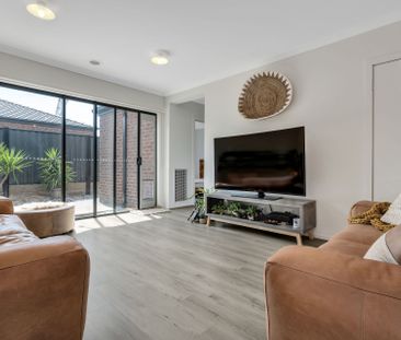 Near New Modern Home in Cloverton Estate - Photo 2