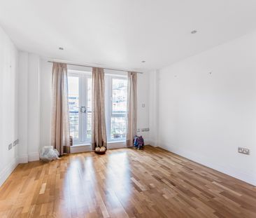 Seven Kings Way, Kingston Upon Thames, Surrey, KT2 - Photo 1