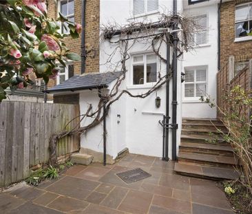2 bedroom terraced house to rent - Photo 2