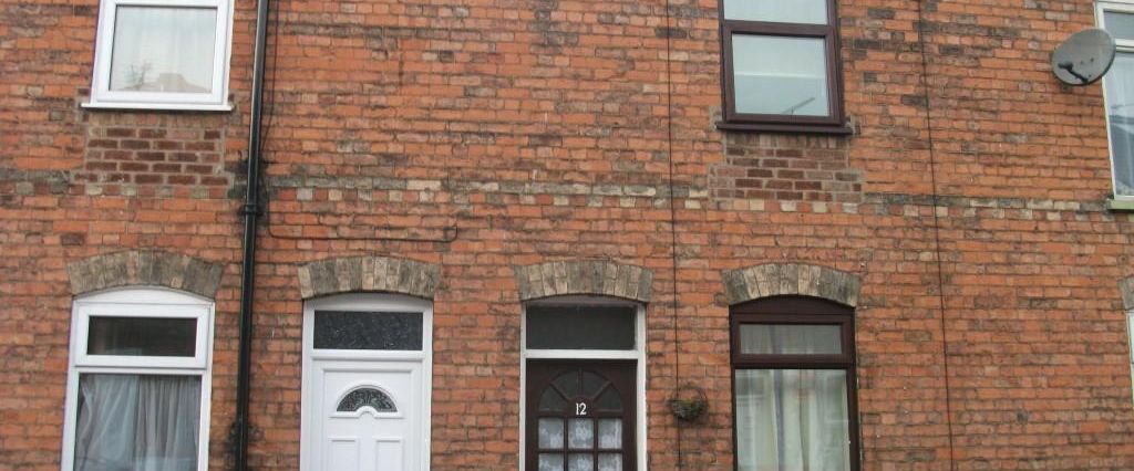 3 bedroom terraced house to rent - Photo 1