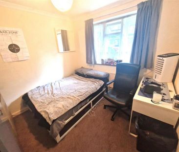 2 bedroom bungalow to rent - Photo 1