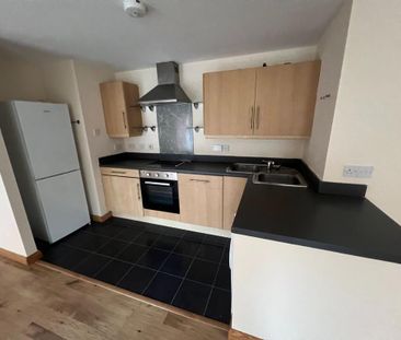 2 bedroom ground floor flat to rent - Photo 5