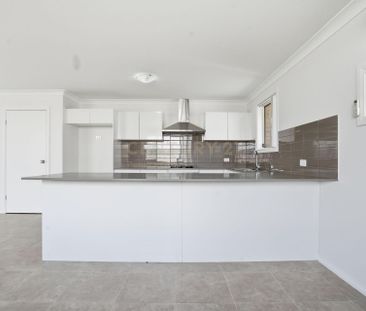 Neatly Presented Family Home - Photo 5
