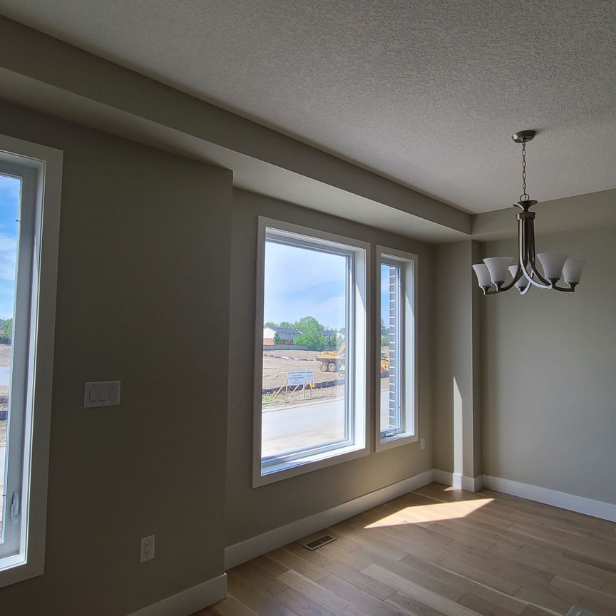 For Lease - 177 Edgevalley Road Unit# 152, London East, Ontario - Photo 1