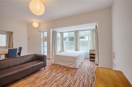 Studio to rent - Photo 3