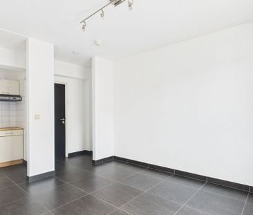 Appartement te huur in La Louvière voor € 625 met 1 slaapkamer - Foto 1