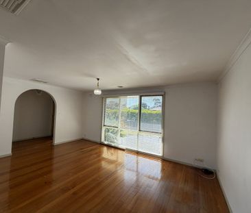 3 Bedroom Family Home in Clarinda - Photo 2