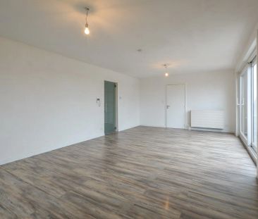 Vernieuwd appartement met 2 slaapkamers te huur te Oostende - Foto 6